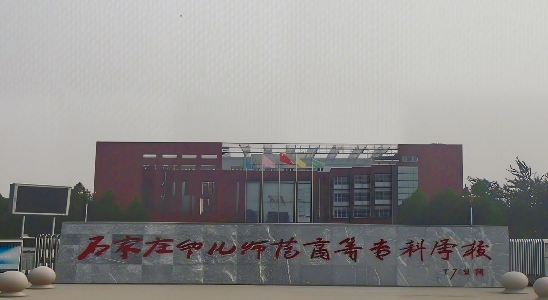 工程案例模板.png